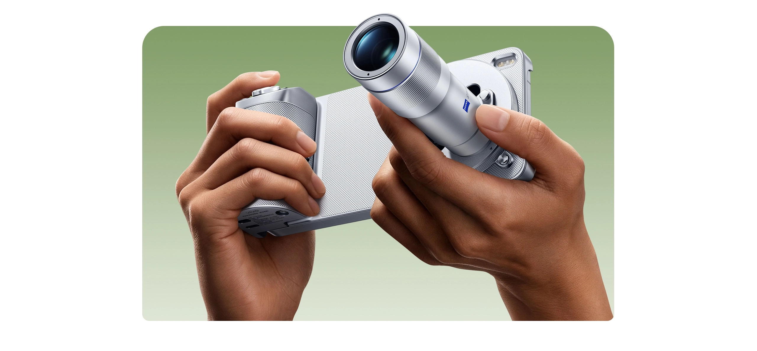 Vivo X300 Ultra Photography Kit with G2 Teleconverter Lens (200mm) 1
