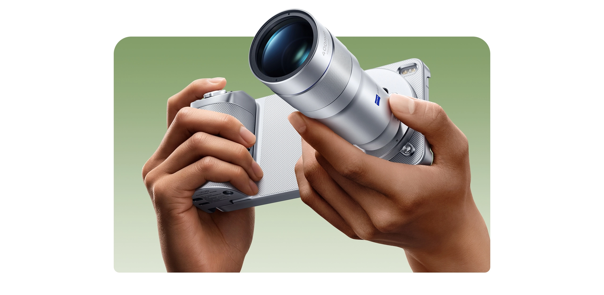 Vivo X300 Ultra Photography Kit with G2 Ultra Teleconverter Lens (400mm) 1